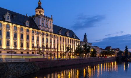 Wroclaw University of Science and Technology’ de Electric and Computer Engineering Okumak